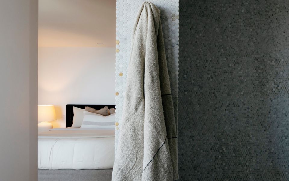 ON THE ROCKS | – Yamba’s Ultimate Absolute Beachdirft Residence