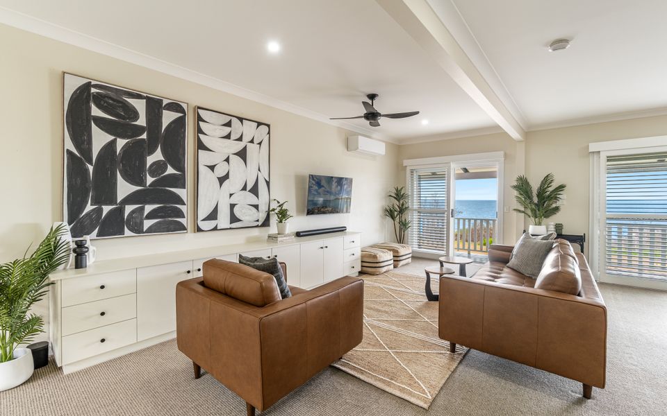 COMO | Views Over Convent Beach