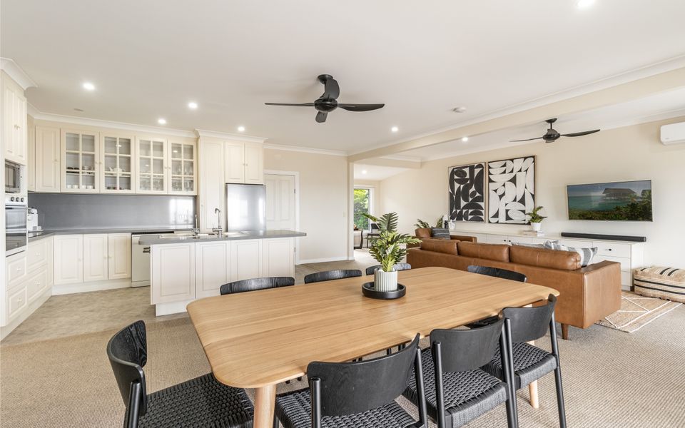 COMO | Views Over Convent Beach