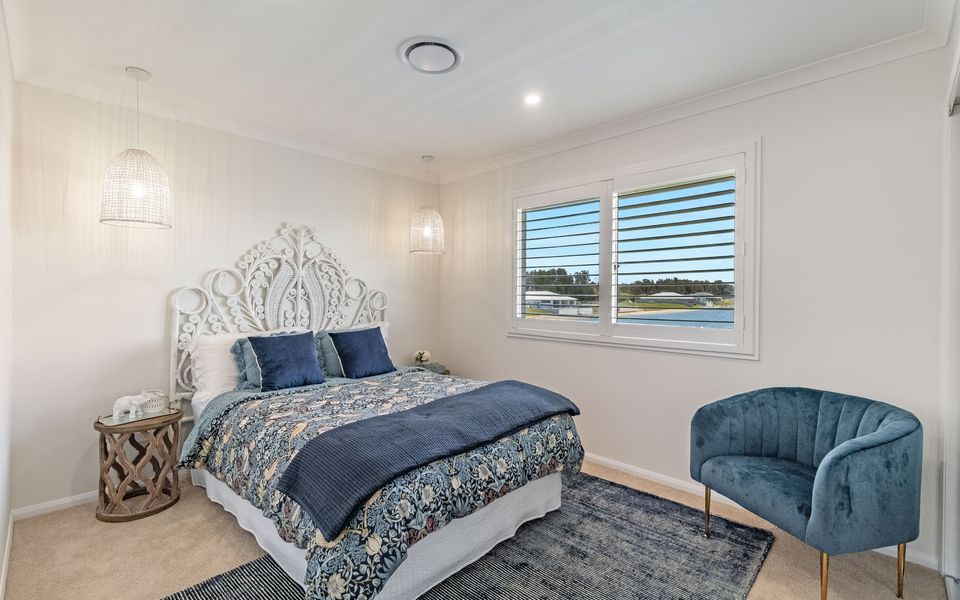 HAMPTONS HOUSE | Stylish Waterfront