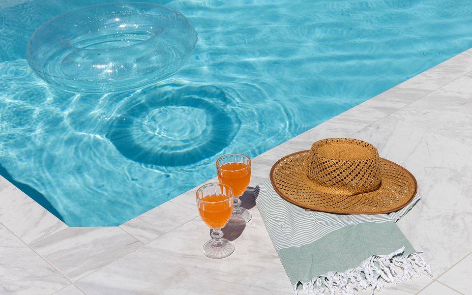 HAMPTONS HOUSE | Stylish Waterfront