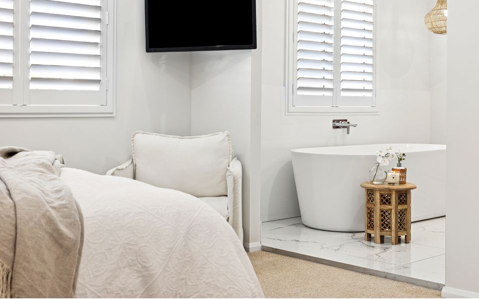 HAMPTONS HOUSE | Stylish Waterfront