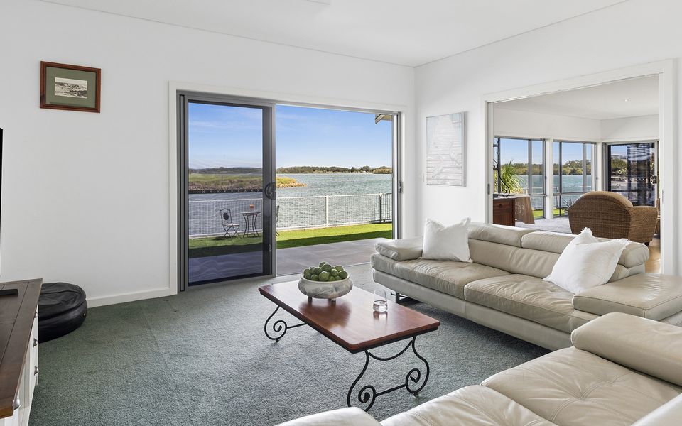 JEFFERY RIVER RETREAT – Best Sunsets in Yamba | Holiday Yamba