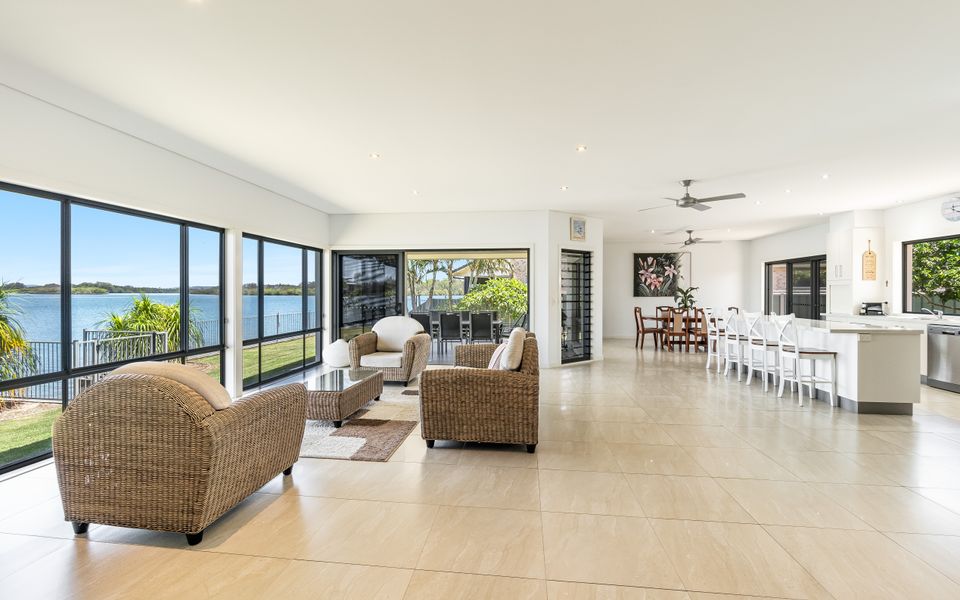 JEFFERY RIVER RETREAT | Best Sunsets in Yamba