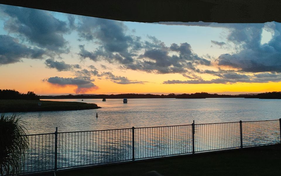 JEFFERY RIVER RETREAT – Best Sunsets in Yamba | Holiday Yamba