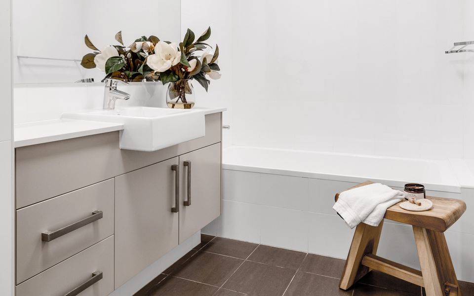 WHITE SAILS 1 | Overlooking Convent Beach