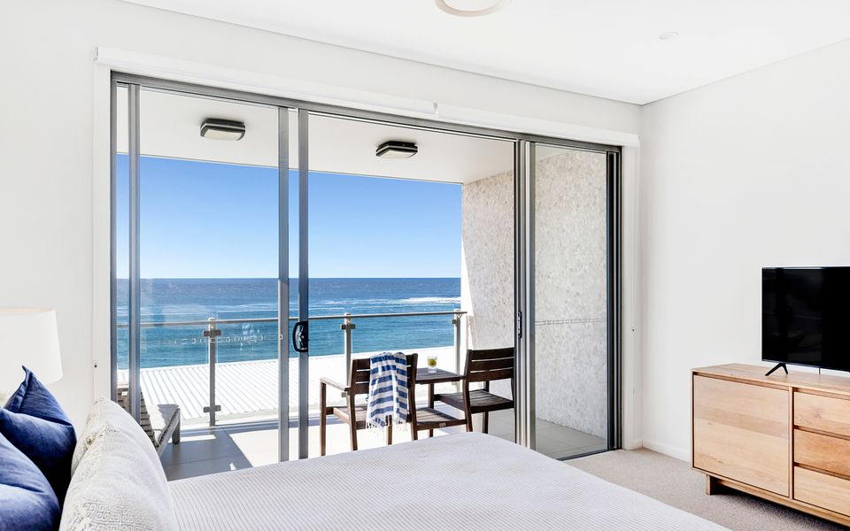 WHITE SAILS 3 | Views over Convent Beach