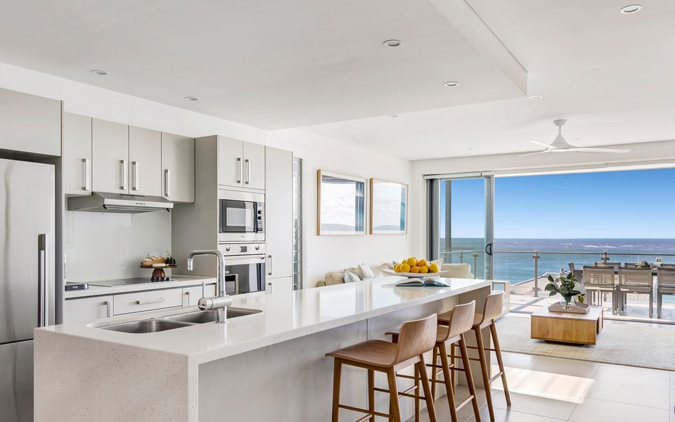 WHITE SAILS 3 | Views over Convent Beach