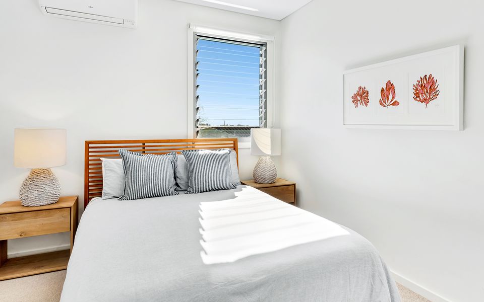 WHITE SAILS 3 | Views over Convent Beach