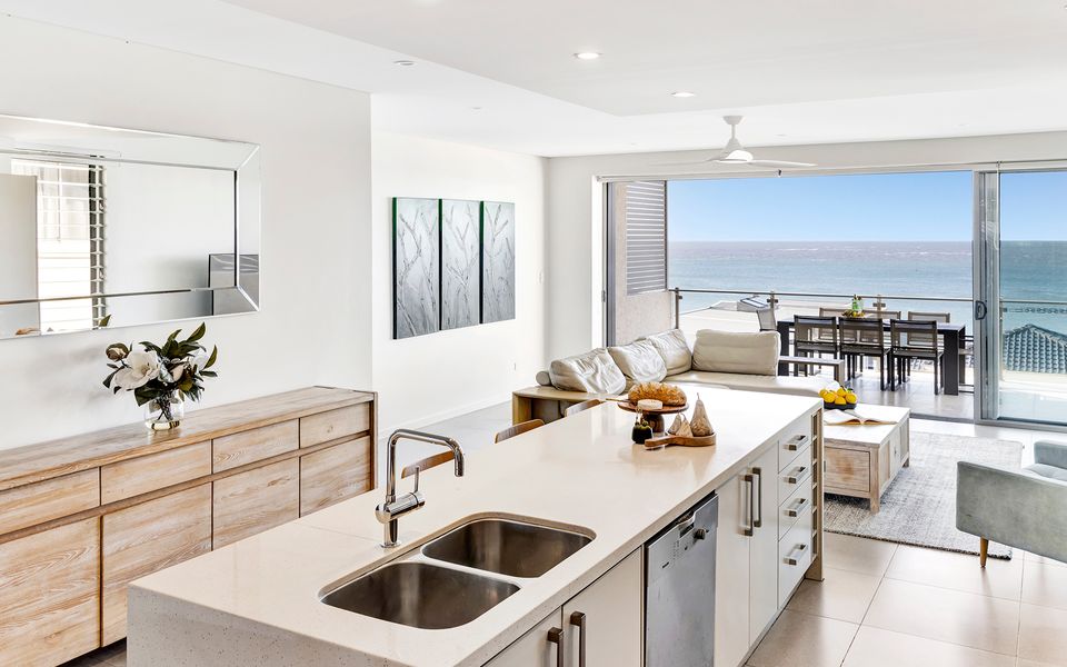 WHITE SAILS 4 | Amazing views over Convent