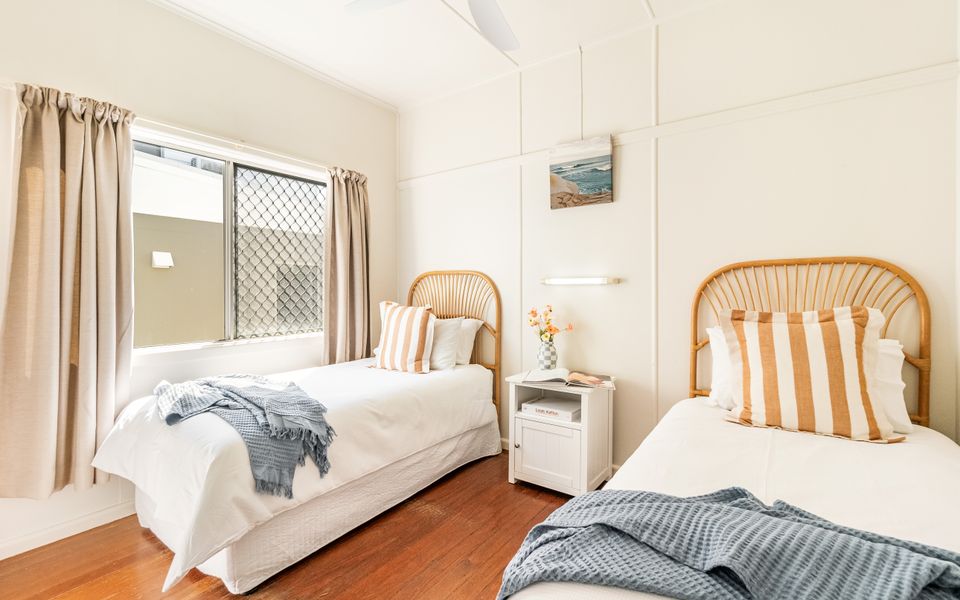 BOOROLONG 1 | Ocean Views