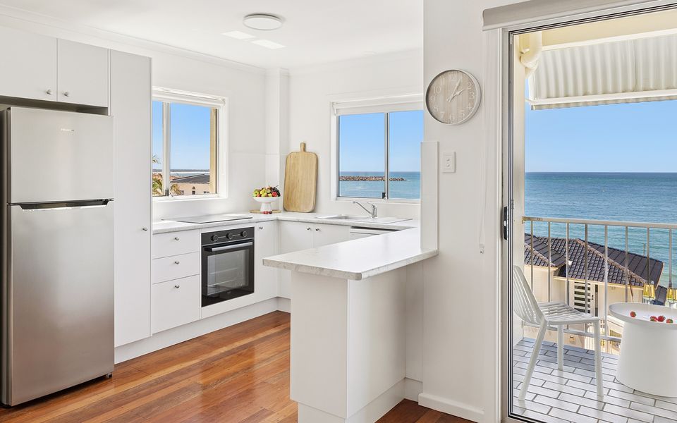 BOOROLONG 1 – Ocean Views – Holiday Yamba