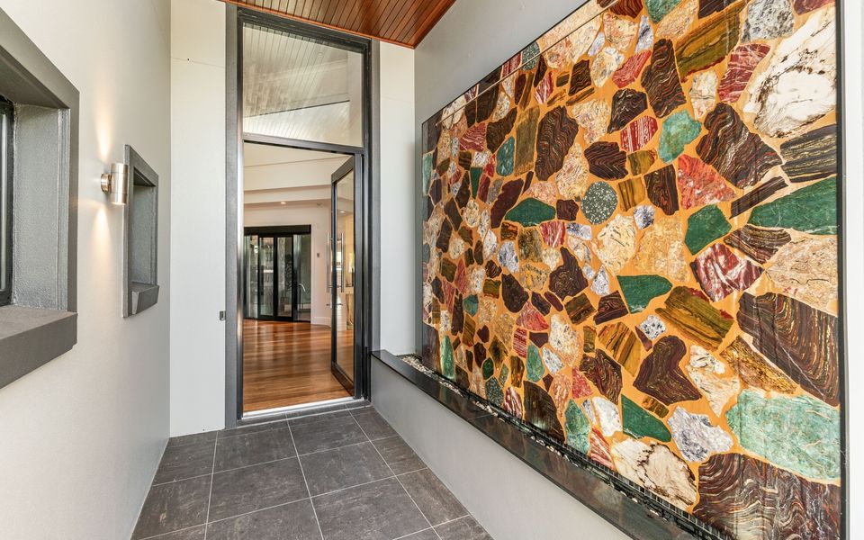 JASMINE COVE | Exclusive Waterfront Estate