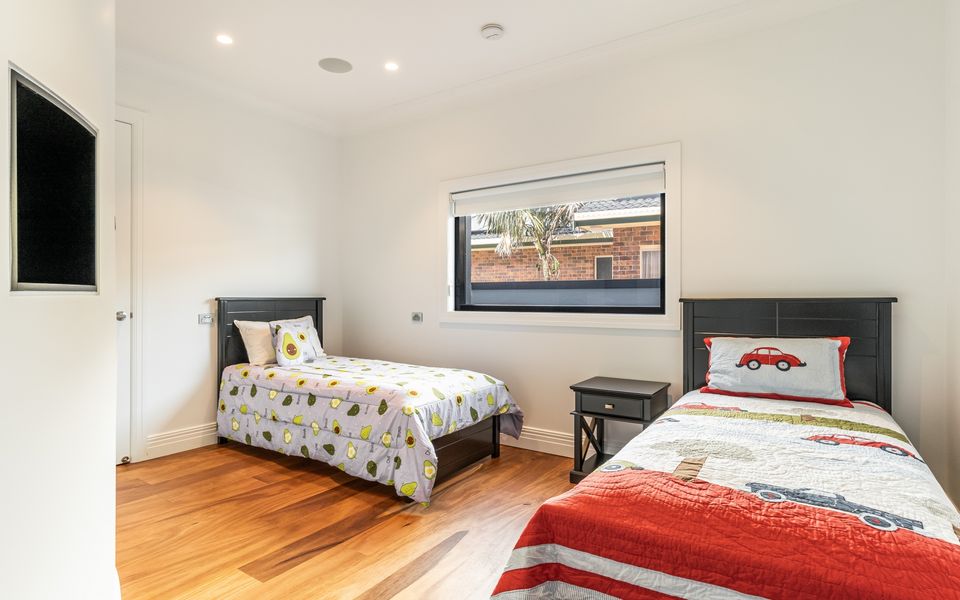 JASMINE COVE | Exclusive Waterfront Estate