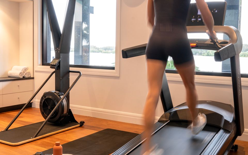 JASMINE COVE | Exclusive Waterfront Estate