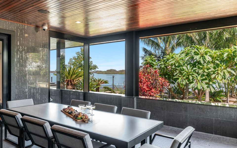 JASMINE COVE | Exclusive Waterfront Estate