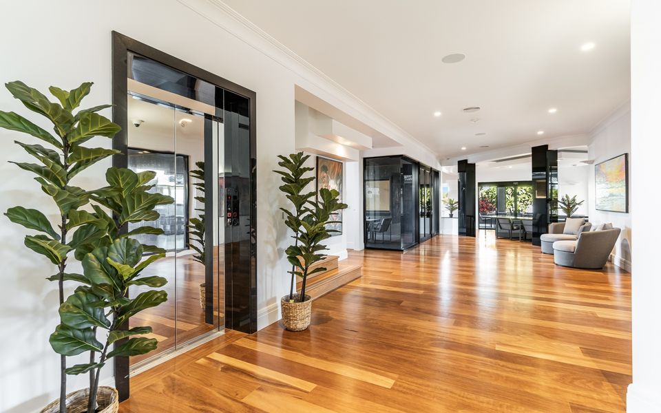 JASMINE COVE | Exclusive Waterfront Estate