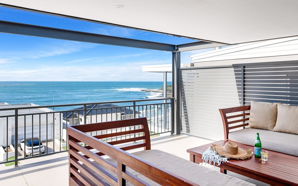 THE PALMS YAMBA | Overlooking Convent Beach