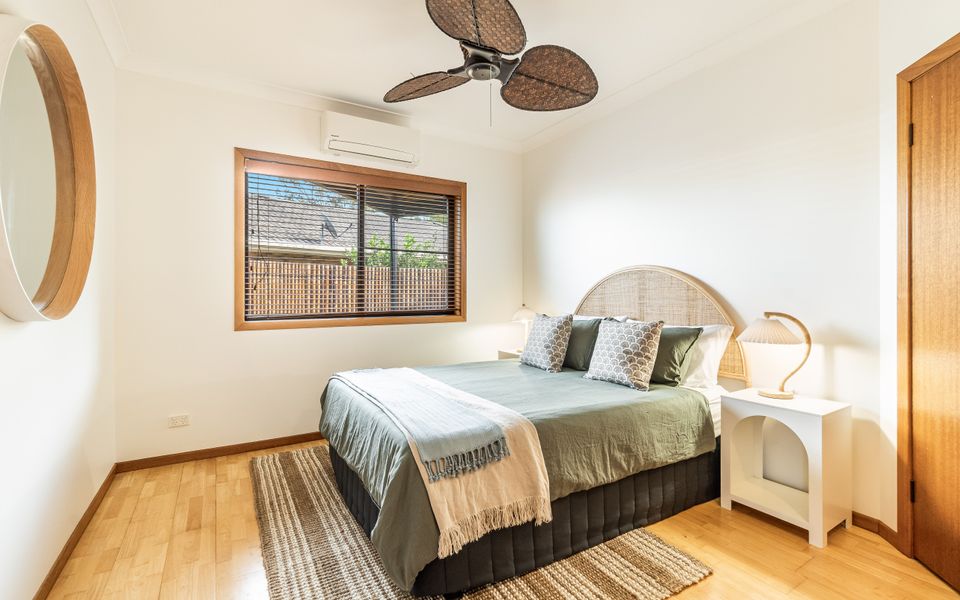 THE ISLANDER | Waterfront with Pool