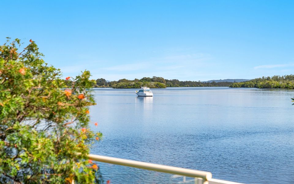 SUNSETS AT 101 | Pet Friendly Waterfront