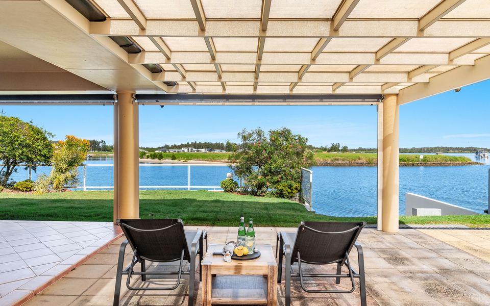 SUNSETS AT 101 | Pet Friendly Waterfront