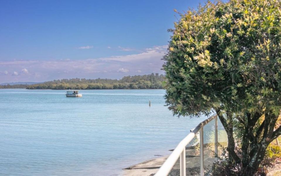 SUNSETS AT 101 | Pet Friendly Waterfront