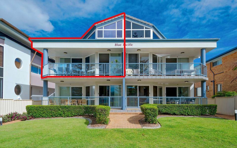 BLUE PACIFIC 3 | Views Across Pippi Beach