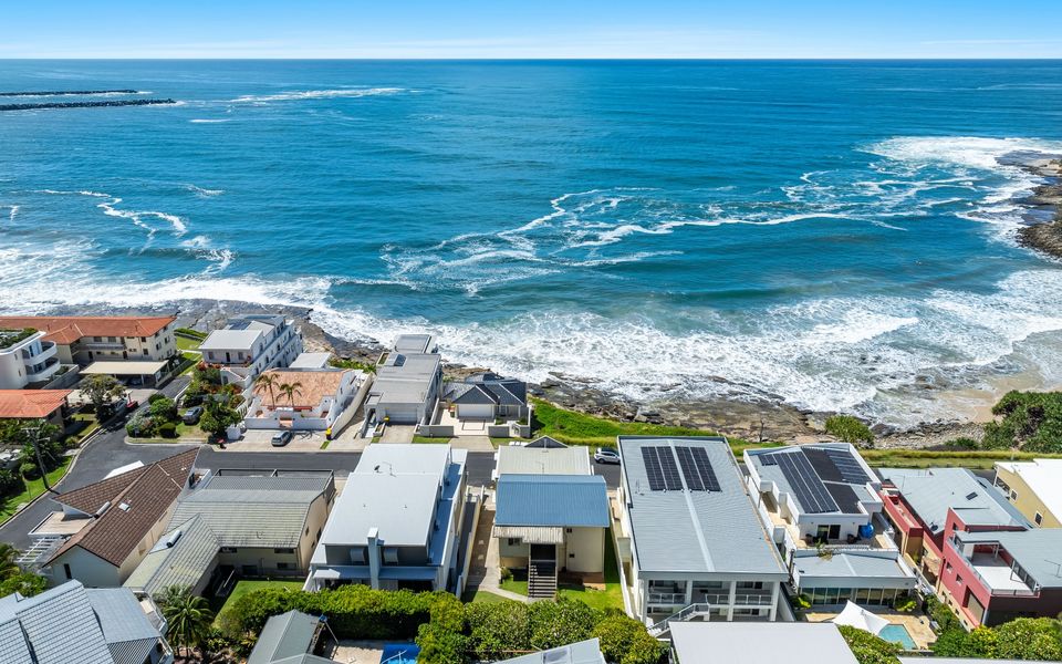 BOOROLONG 4 | The Most affordable views in Yamba