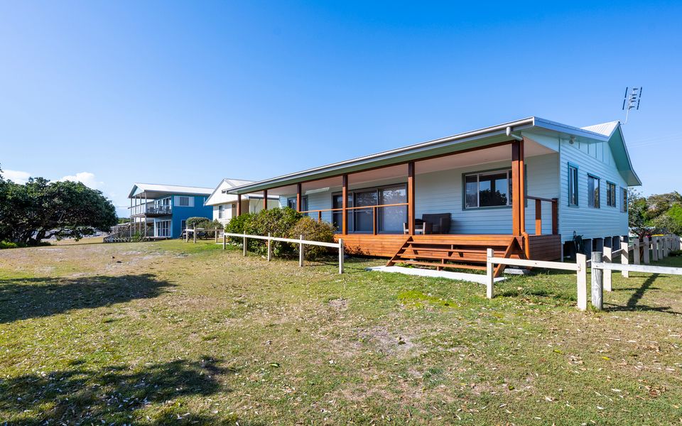 65 OCEAN ROAD, BROOMS HEAD