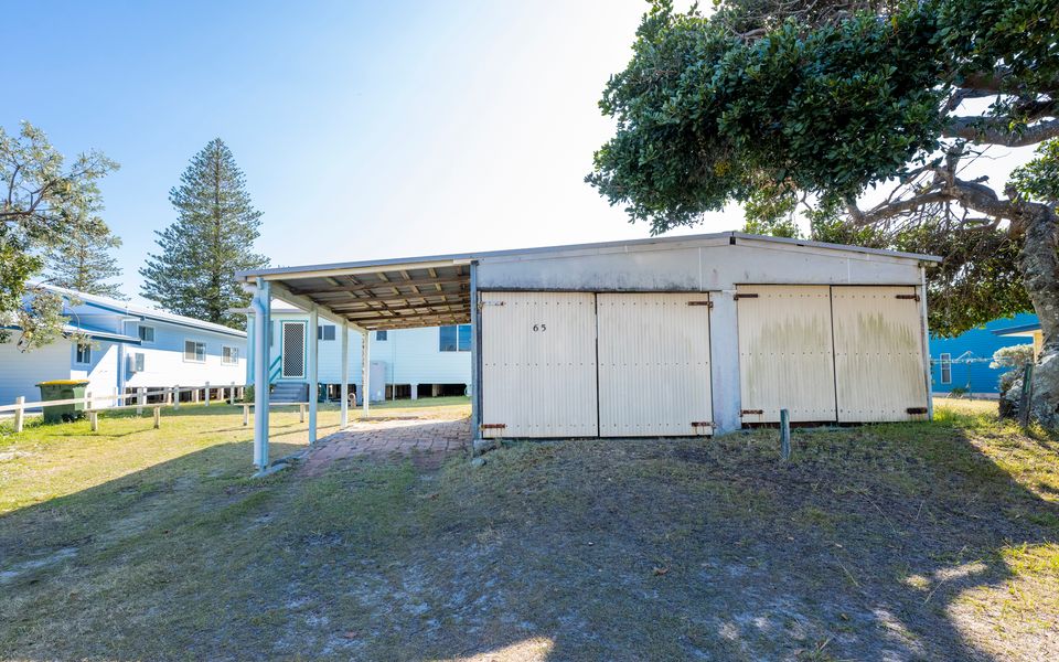 65 OCEAN ROAD, BROOMS HEAD