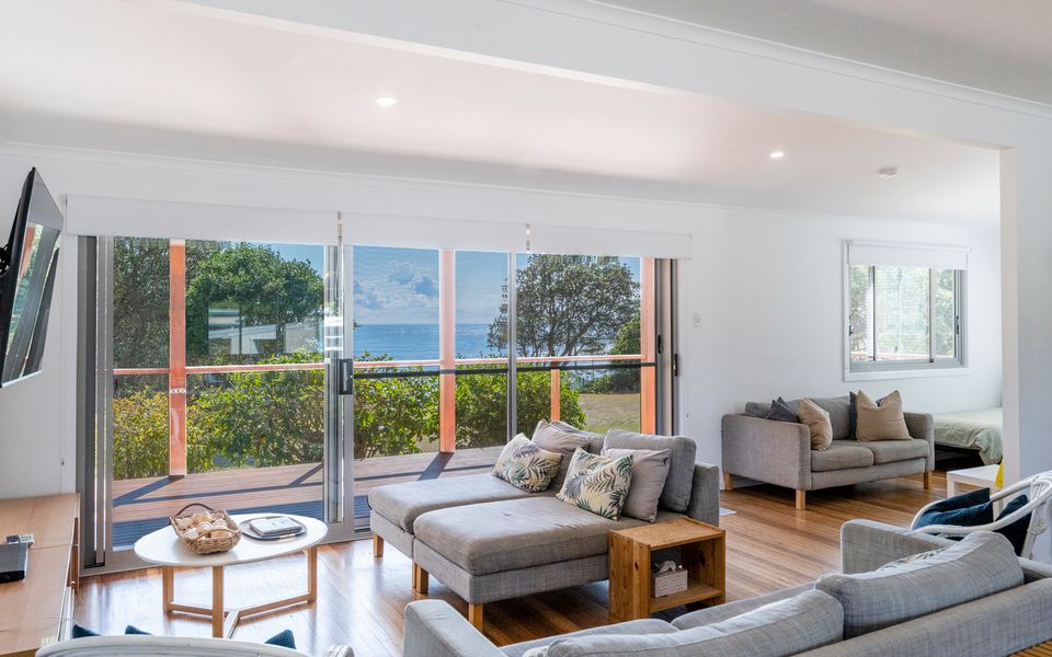 65 OCEAN ROAD, BROOMS HEAD