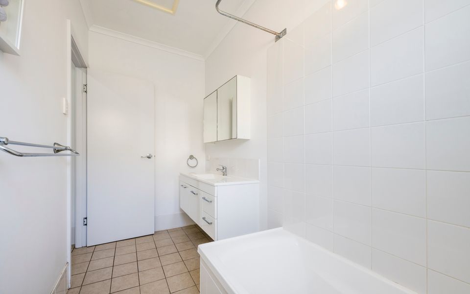 65 OCEAN ROAD, BROOMS HEAD