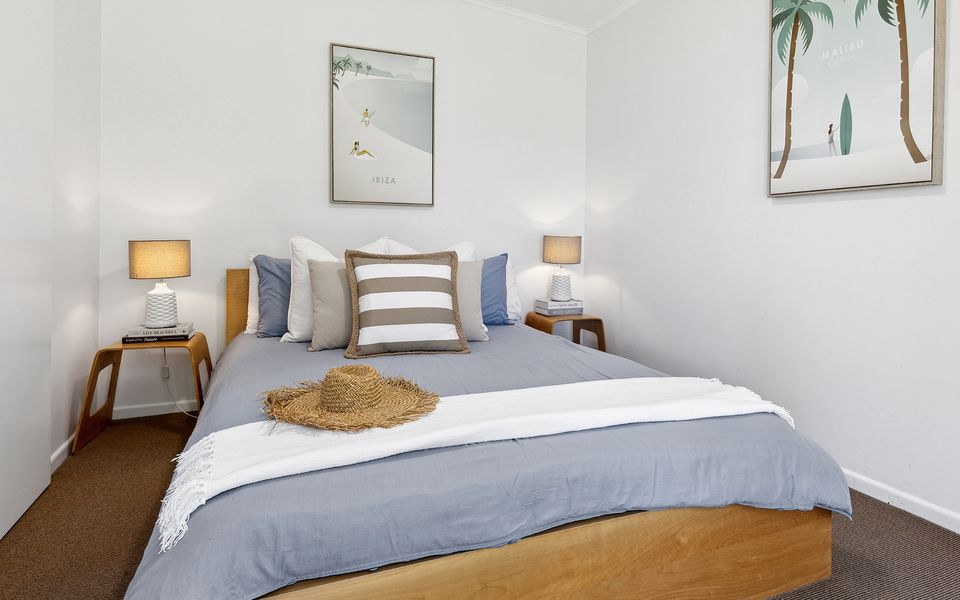 3 HONEYSUCKLE STREET, BROOMS HEAD