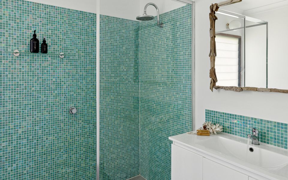 3 HONEYSUCKLE STREET, BROOMS HEAD