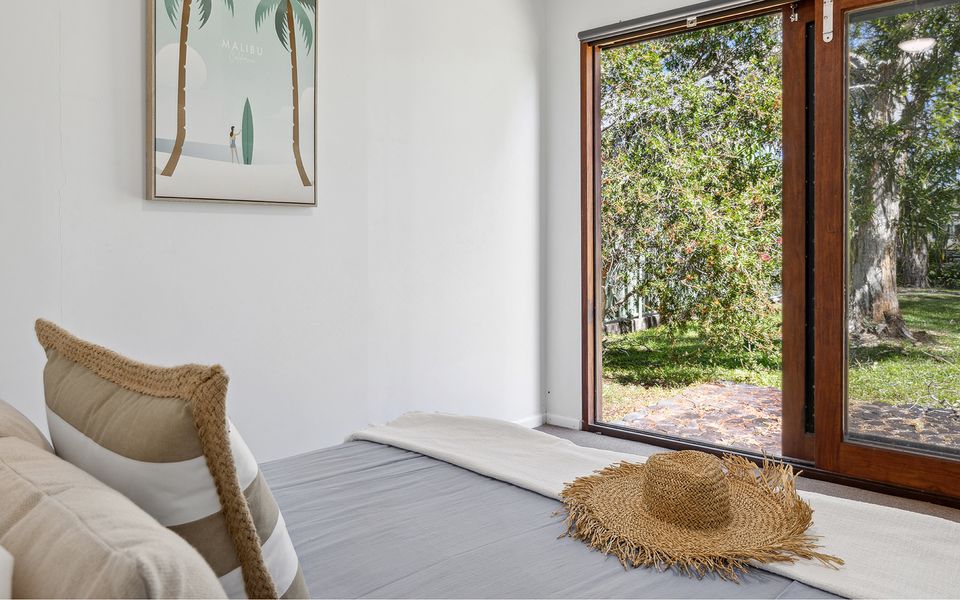 3 HONEYSUCKLE STREET, BROOMS HEAD