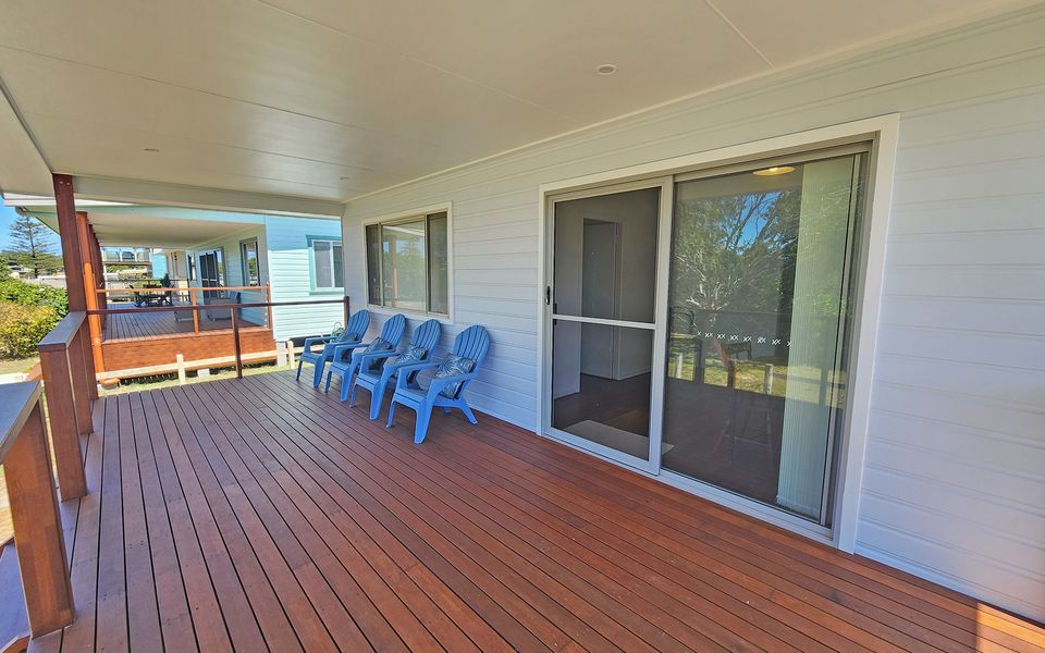 63 OCEAN ROAD, BROOMS HEAD