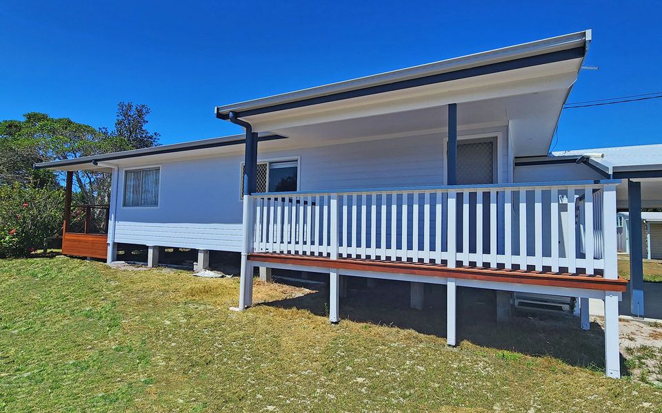 63 OCEAN ROAD, BROOMS HEAD