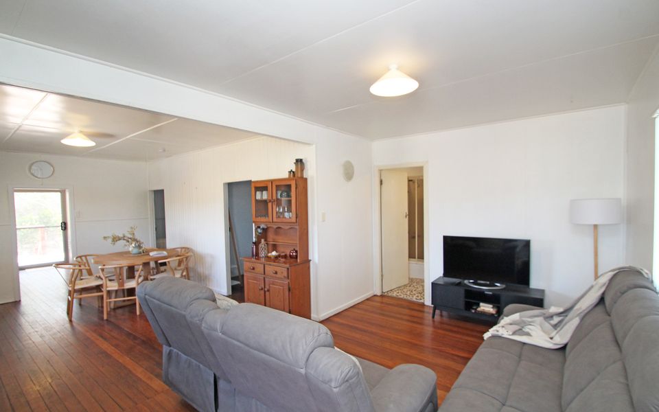 63 OCEAN ROAD, BROOMS HEAD