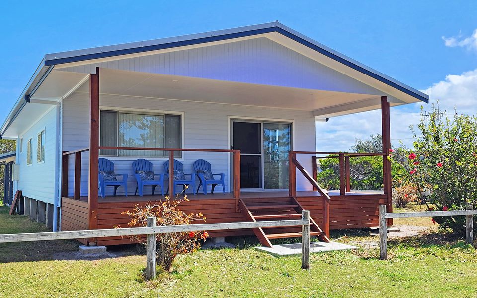 63 OCEAN ROAD, BROOMS HEAD