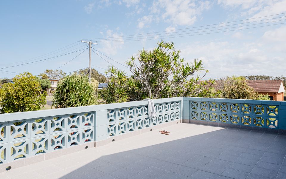 15 HONEYSUCKLE STREET, BROOMS HEAD