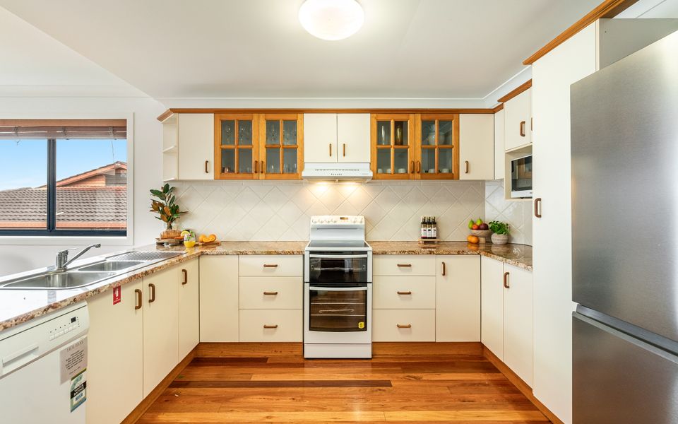 CORONA DEL MAR | Crown of the Sea