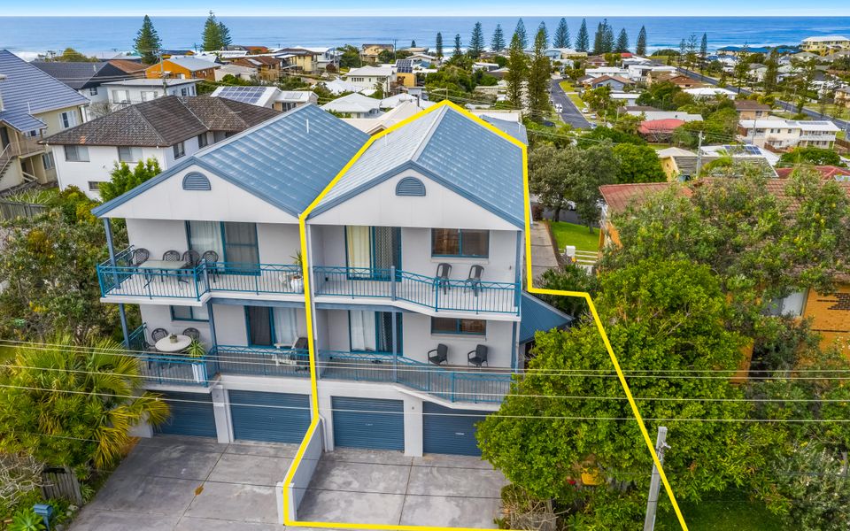 CORONA DEL MAR | Crown of the Sea