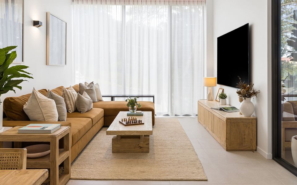 VILLA VERDA – Luxe Yamba Escape with Plunge Pool & Private Sauna | Holiday Yamba