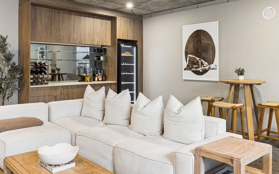 VILLA VERDA – Luxe Yamba Escape with Plunge Pool & Private Sauna | Holiday Yamba