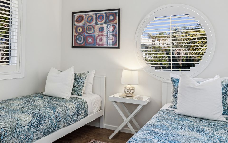 THE WHITE LOTUS | Sought after Beachside location with pool