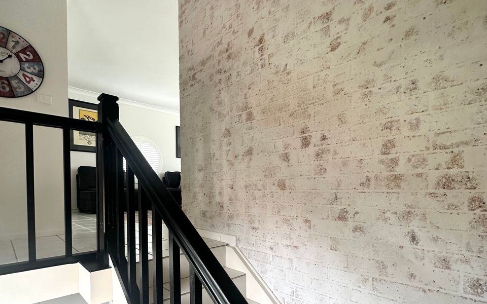 THE WHITE LOTUS | Sought after Beachside location with pool