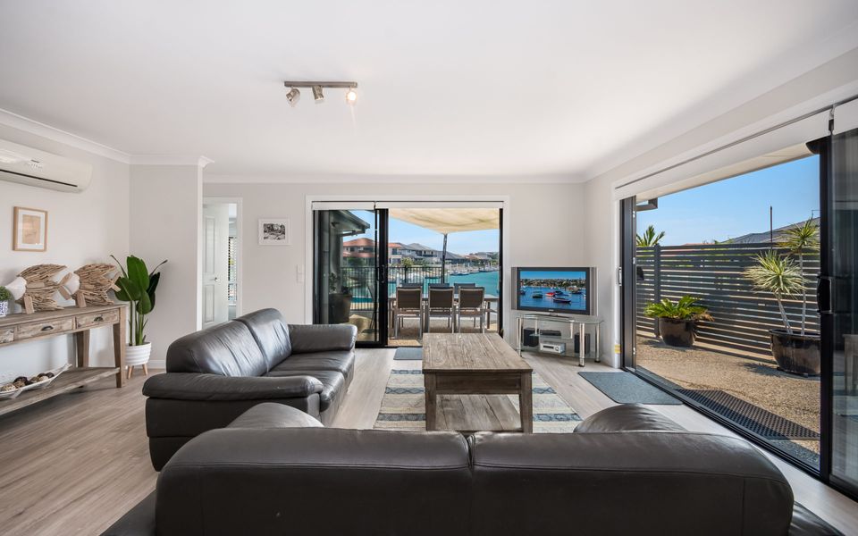 WITONGA WATERS | Now Pet Friendly