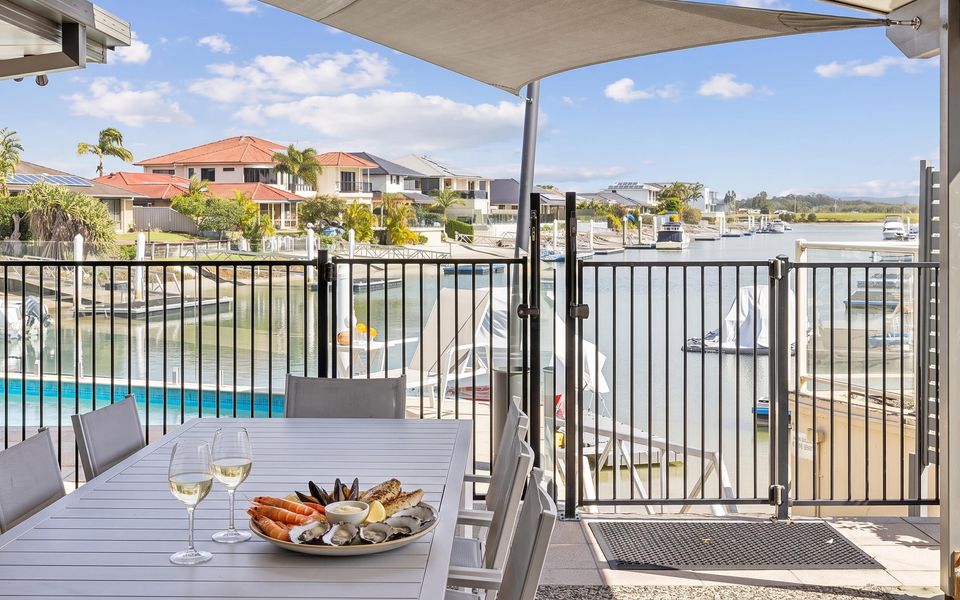 WITONGA WATERS – Pet Friendly Luxury Waterfront Escape with Pool & Pontoon | Holiday Yamba