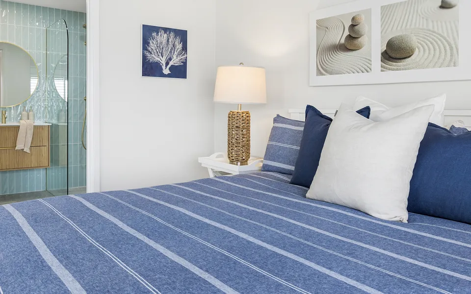WITONGA WATERS – Pet Friendly Luxury Waterfront Escape with Pool & Pontoon | Holiday Yamba