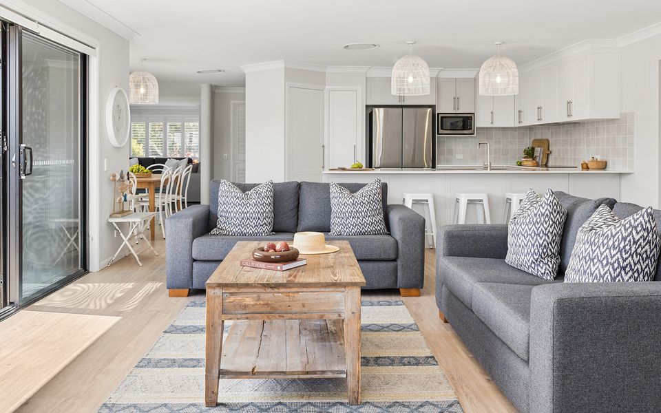 WITONGA WATERS – Pet Friendly Luxury Waterfront Escape with Pool & Pontoon | Holiday Yamba